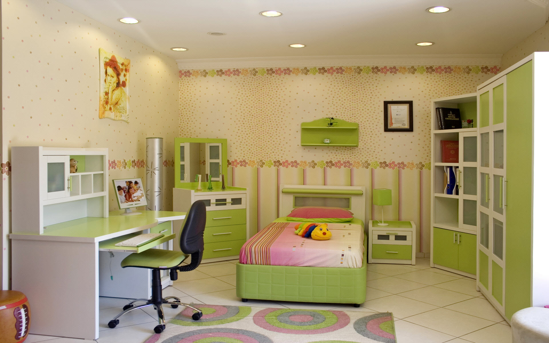خلفية لغرفة الأطفال الكبيرة في الألوان الخضراء