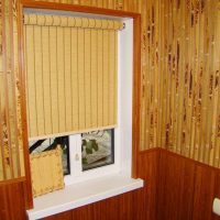 strop s bambusem v interiéru ložnice fotografie