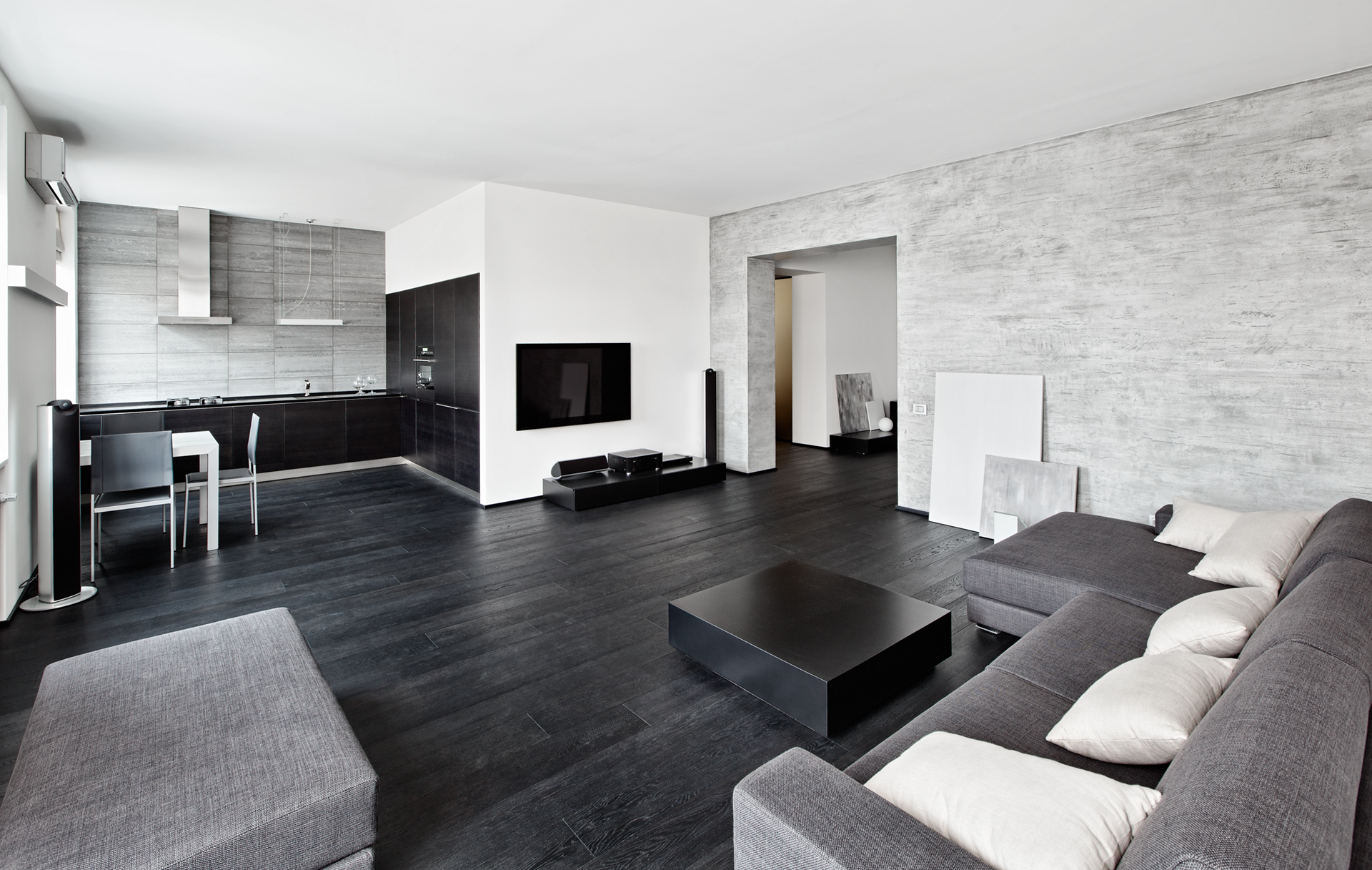 světlý styl obývacího pokoje v černé a bílé