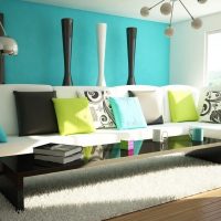 světlý styl obývacího pokoje v barevném obrázku fuchsie