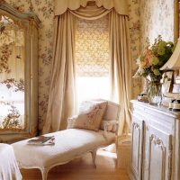 mooie polyester tule in de interieurfoto van de slaapkamer