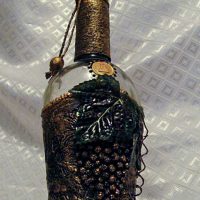 فكرة التصميم الأصلي للزجاجات مع صورة خيوط