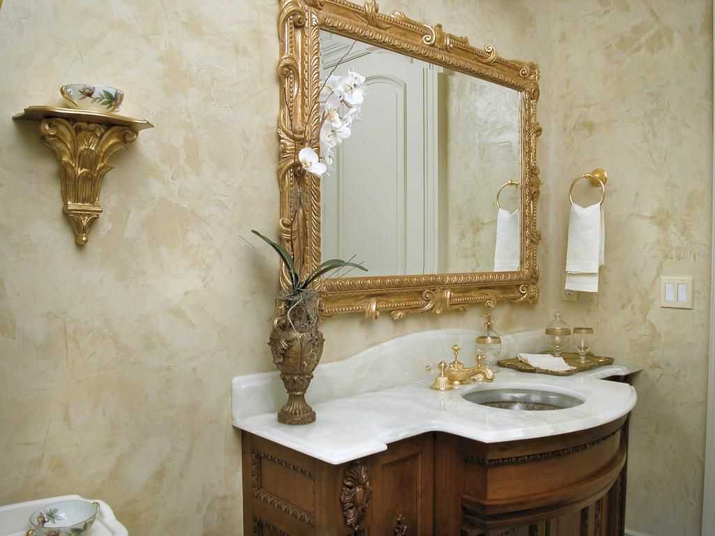 verzija originalne dekorativne žbuke u dizajnu kupaonice