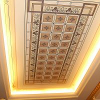 klassieke plafonddecoratie accessoires foto