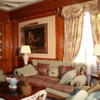 neparasts istabas dizains Viktorijas laikmeta stila fotoattēlā