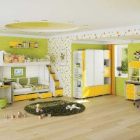 mooi ontwerp van de slaapkamer in mosterd kleurenbeeld