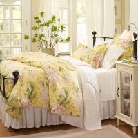 skaista guļamistabas interjera provence stila foto
