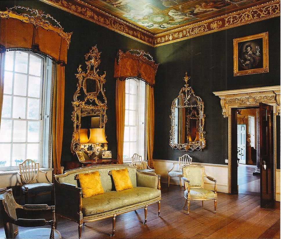 krásný interiér viktoriánské ložnice
