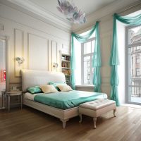 combinație de perdele ușoare în imaginea designului dormitorului