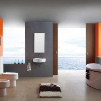 šviesiai oranžinis namo stiliaus derinys su kitų spalvų nuotrauka