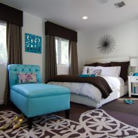 světlý design pokoje v modré barvě fotografie