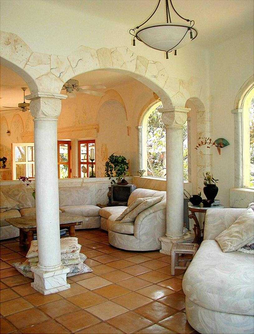 красив интериор на къщата в гръцки стил