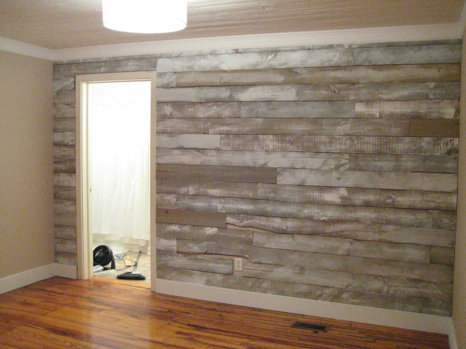 lichte kamer interieur met oude planken