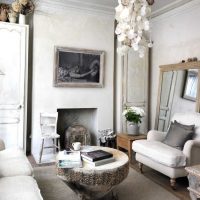 oriģinālā dekoratīvā apmetuma ideja dzīvojamās istabas attēla interjerā