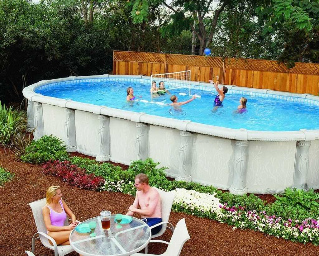 het idee van een mooie stijl van een klein zwembad