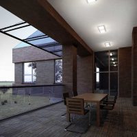 het idee van een heldere stijl van de veranda op de foto van het huis