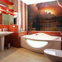 šviesaus vonios kambario dizaino su kampinės vonios nuotrauka idėja