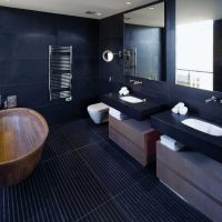 versie van het moderne ontwerp van de badkamer 2017 foto