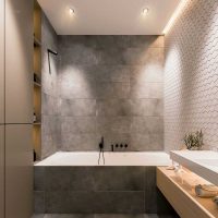 Ideea unei imagini de design luminoase pentru baie 2017