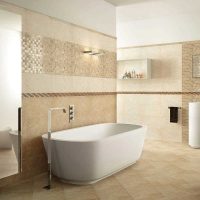 gražaus vonios kambario interjero versija, 2,5 kv.m nuotrauka