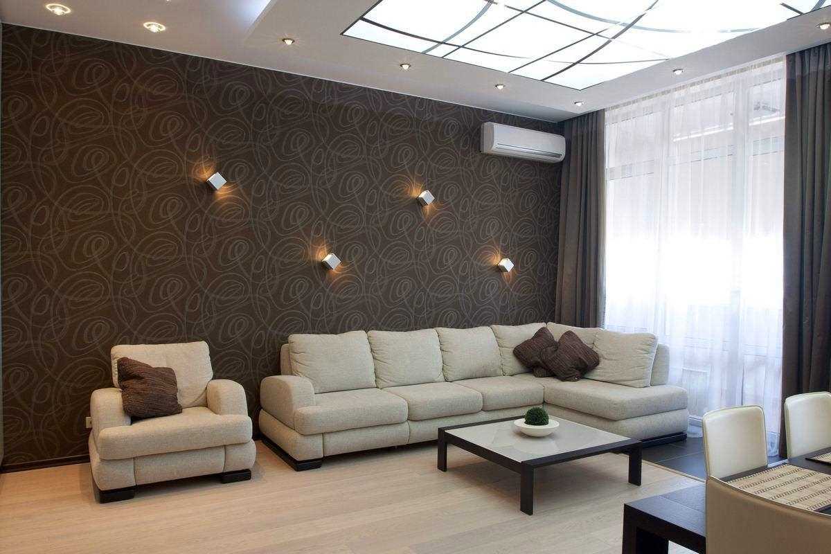 kombinace světle hnědé v designu obývacího pokoje