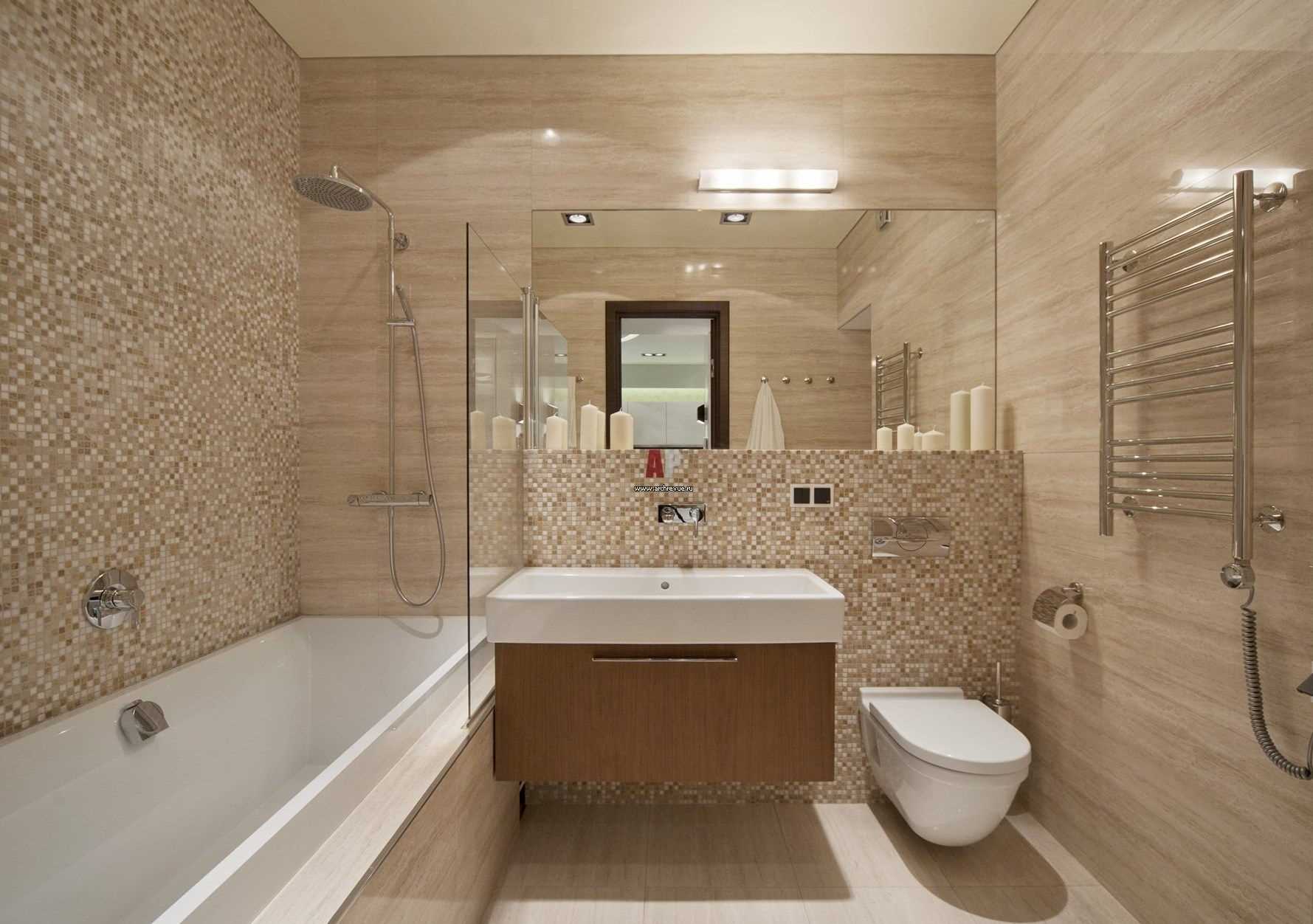 versie van het lichte interieur van de badkamer 2017