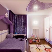 verze krásného stylu dětského pokoje pro dívku 12 m2. foto