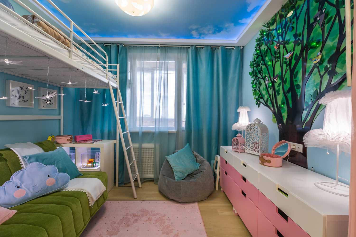 varijanta laganog dizajna sobe za djevojčicu 12 m²