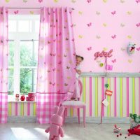 příklad použití růžové v krásném interiéru bytu fotografii