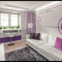 šviesaus gyvenamojo kambario dekoro variantas 18 kv.m. paveikslas
