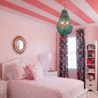 skaistas krāsu kombinācijas variants moderna dzīvokļa attēla dekorā