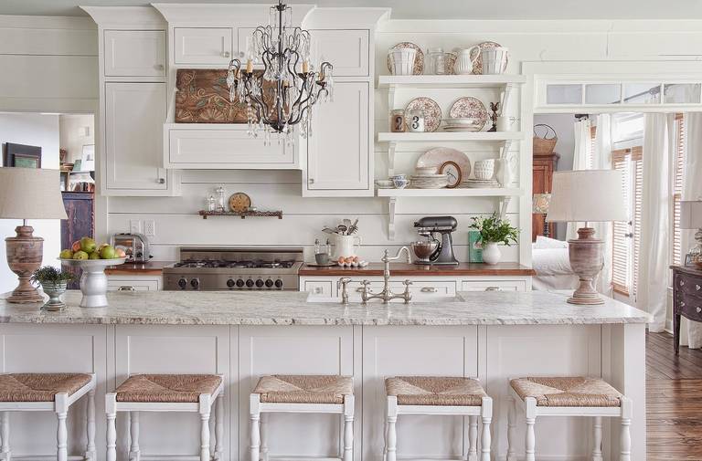 balta virtuvės provencija