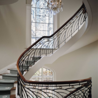 bohatý design schodů v domě
