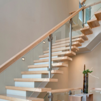 design schodů v dřevěném domě