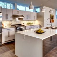 bucătărie sufragerie living într-o casă privată idei de design