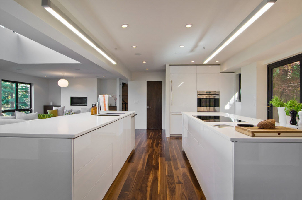 balta virtuvė moderni