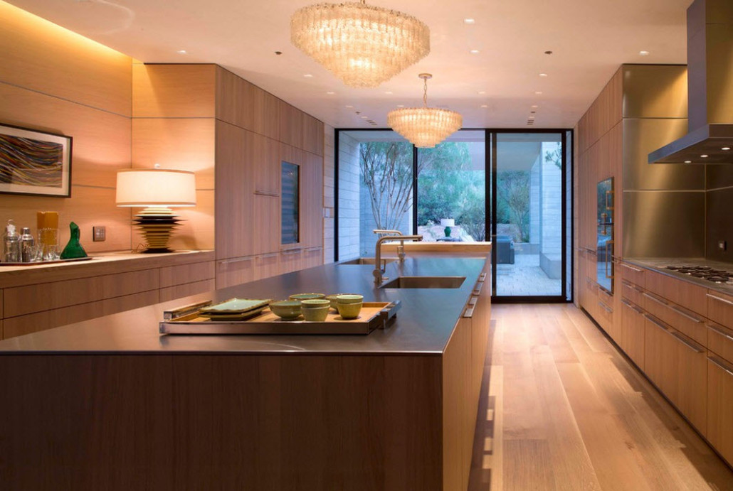moderni medinė virtuvė