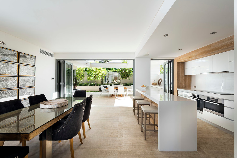 modernūs virtuvės baldai