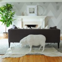tapety šedá barva obývacího pokoje