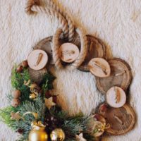 contoh sendiri untuk menerapkan gaya indah gambar wreath christmas