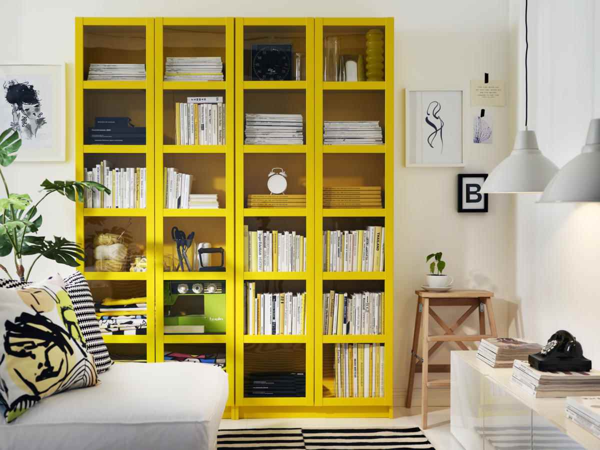 опцията за използване на светло жълто в интериора на апартамента