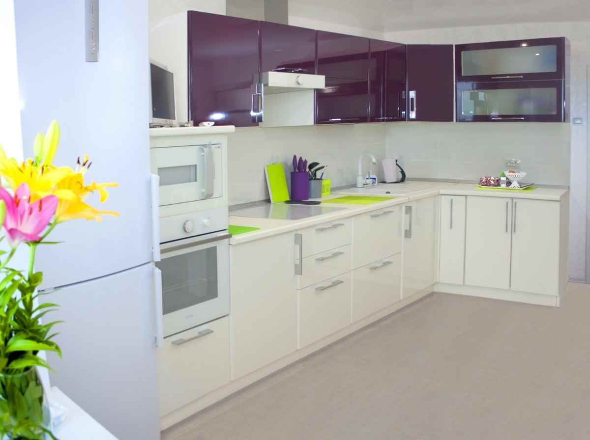 možnost světelného designu kuchyně 12 m2