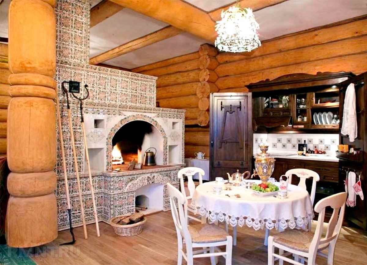 ideea de a folosi o sobă rusă frumoasă într-un interior modern