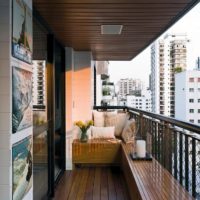 designový design otevřeného malého balkonu