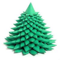 Een voorbeeld van het zelf maken van een heldere kerstboom uit karton