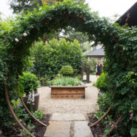 tuin met tuinbedden cottage ontwerpideeën