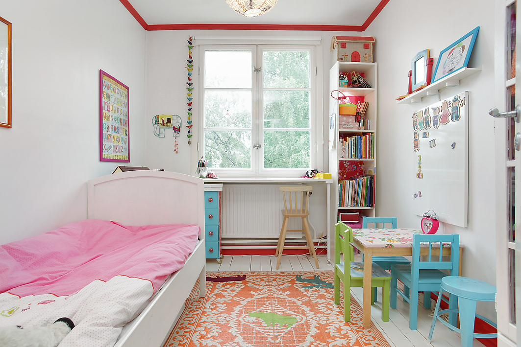 غرفة الأطفال مستطيلة الشكل