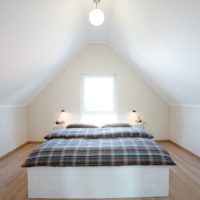 Fotografija dizajna spavaće sobe od 9 kvadrata