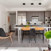 moderni un oriģināli interjera dizaina dzīvokļu ideju piemēri