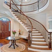 идеята за стълбище в красив стил в честна къща снимка